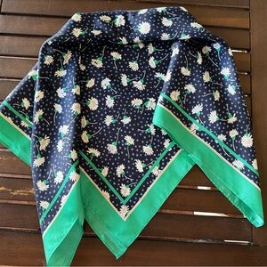 Loft Neck scarf